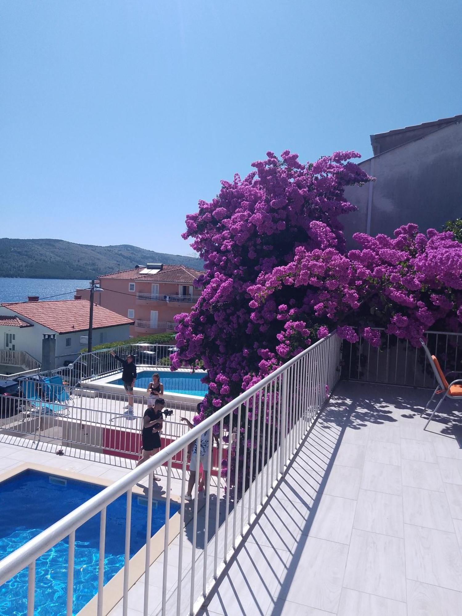 Villa Pinky And Superior Trogir Seget Vranjica Kültér fotó