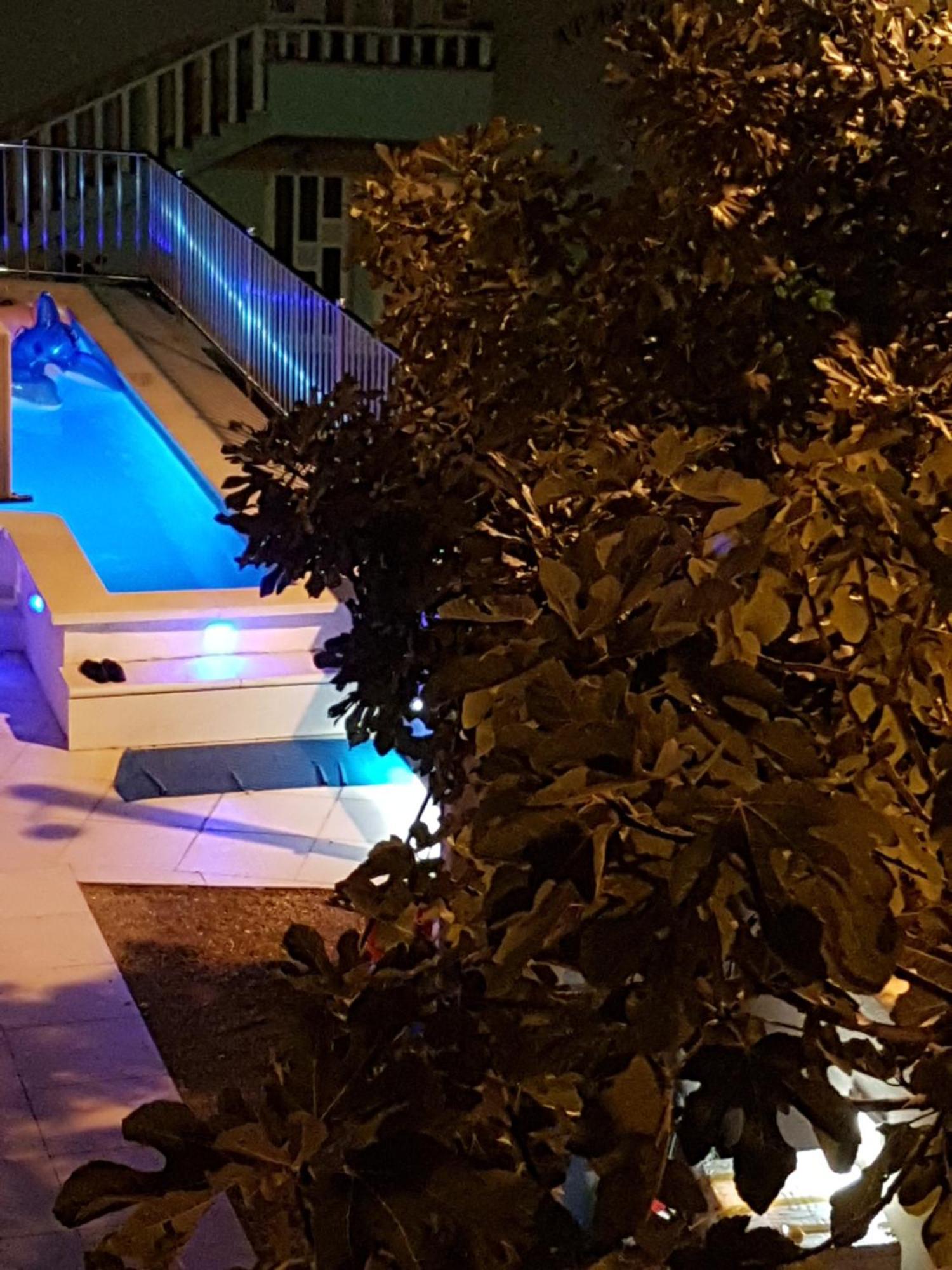 Villa Pinky And Superior Trogir Seget Vranjica Kültér fotó