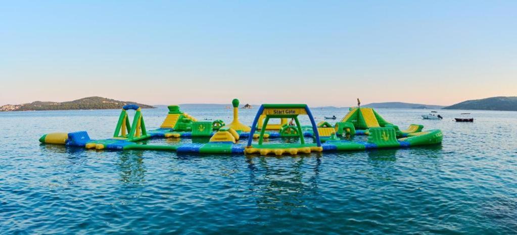 Villa Pinky And Superior Trogir Seget Vranjica Kültér fotó